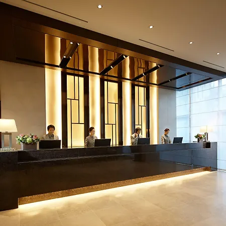 Lotte City Hotel Myeongdong-2